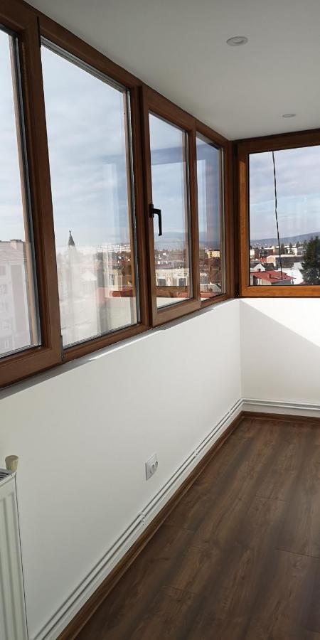Center Diamond Apartment Targu-Mures Bagian luar foto