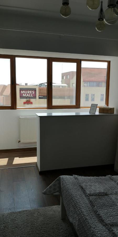 Center Diamond Apartment Targu-Mures Bagian luar foto